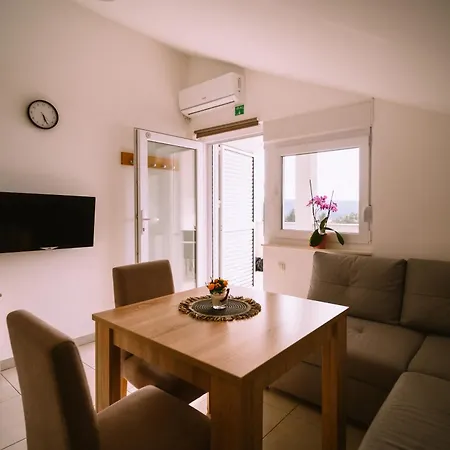 Stars Apartman *